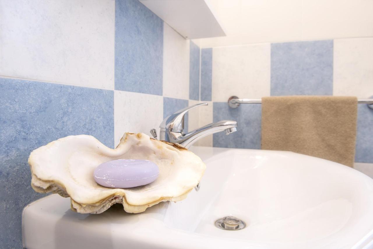 Ittiturismo S.Croce Hotel Teulada Buitenkant foto